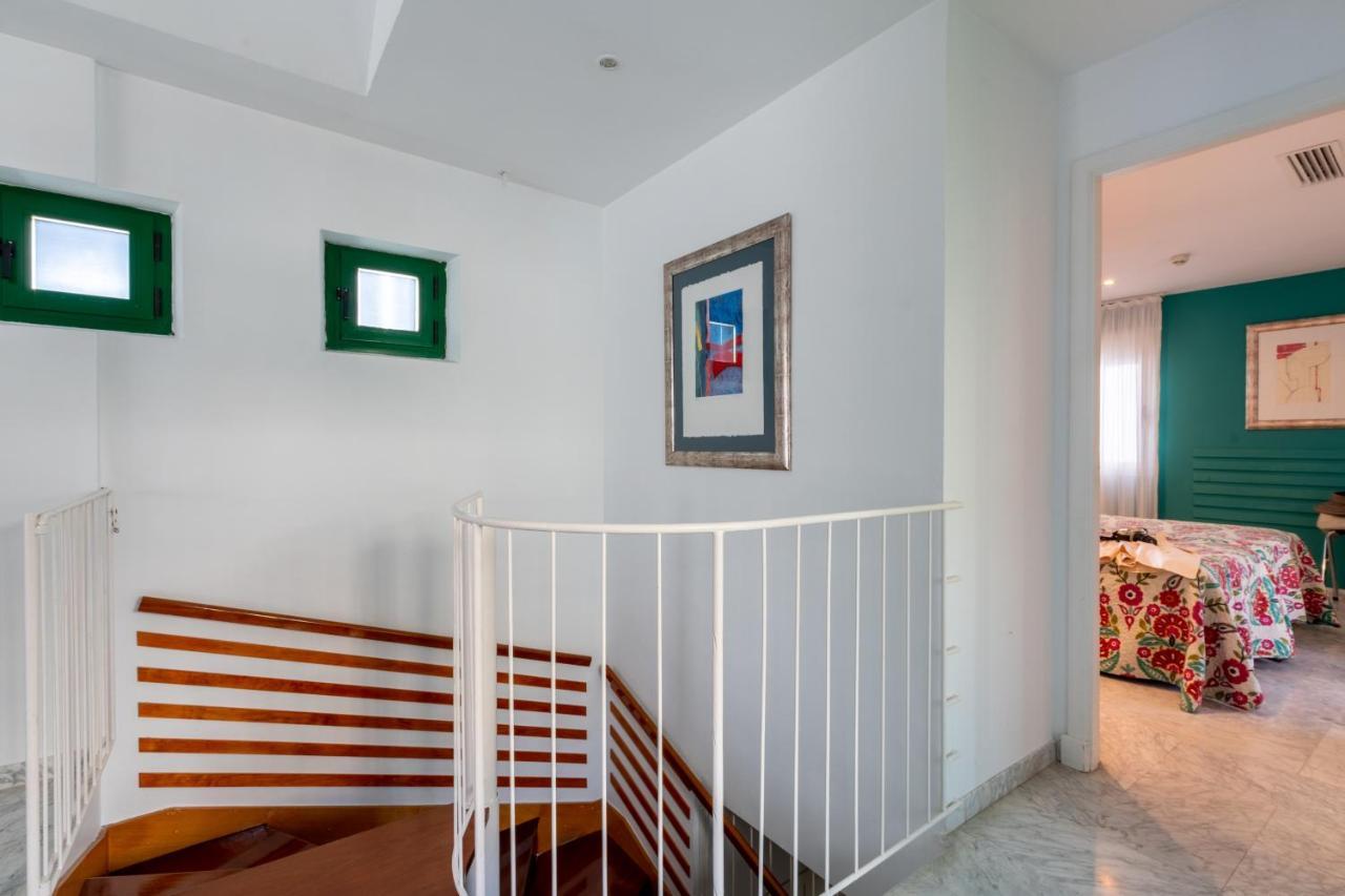 Sevilla Central Suites Apartamentos Puerta Jerez Екстер'єр фото